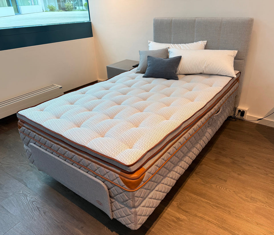 Ausstellungsbett DUX Dynamic, Standort Hamburg